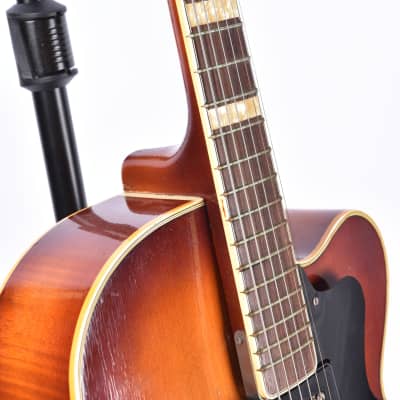 Hofner Archtop Guitar Sunburst image 9