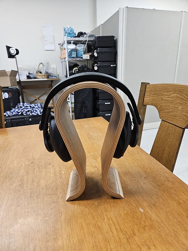 AKG K371 Over-Ear Oval Closed-Back Studio Headphones Used image 1