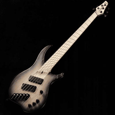 Dingwall ABZ custom カナダ製 5弦ベース　マルチスケール Dingwall ABZ custom カナダ製 5弦ベース マルチスケール - メルカリ