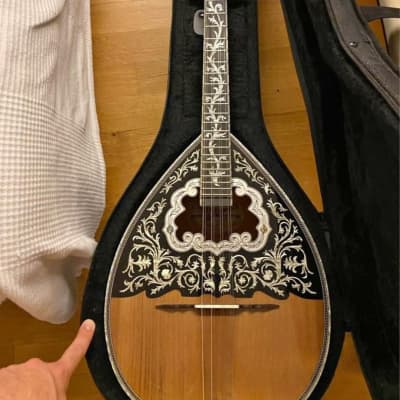 Bouzouki greek image 2