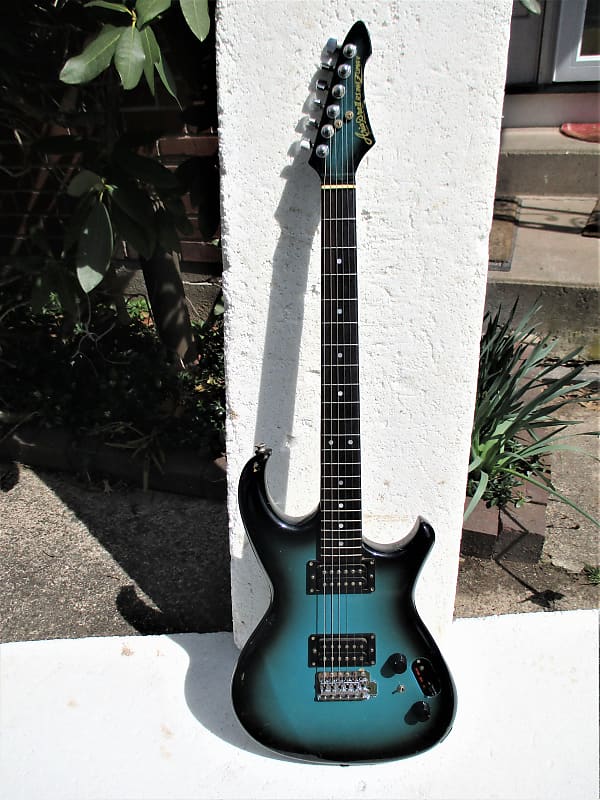 Aria Pro II RS Inazuma V Guitar, 1983, Japan, Matsumoku , Maxon MMK 45  PU's, Blueburst, Cool