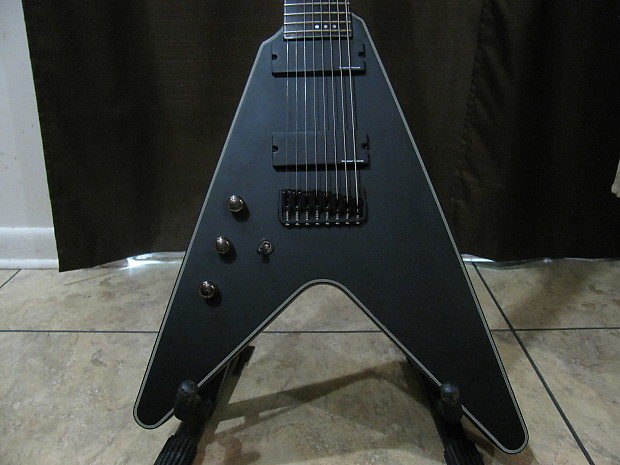 Schecter Flying V 8 2012 Black Satin Left handed Eight String