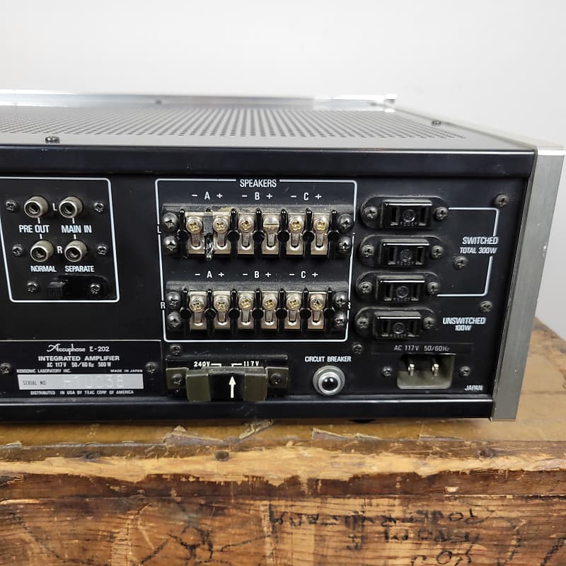 Accuphase E-202 インテグレーテッドアンプ Accuphase E-202の仕様 アキュフェーズ