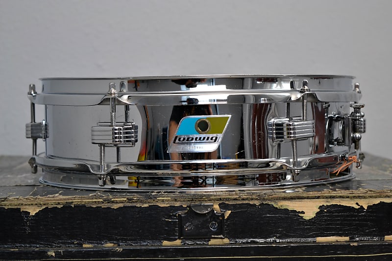 Ludwig No. 405 Aluminum Piccolo 3x13" Snare Drum with Pointed Blue/Olive Badge 1969 - 1979 image 2