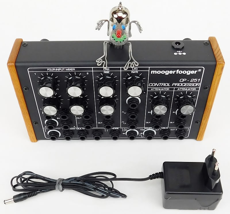 Moog Moogerfooger CP-251 Control Processor + Wie Neu + 1.5