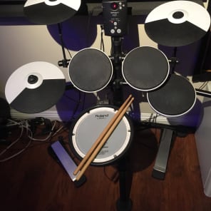 Roland TD-1KV 5-Piece Electronic Drum Kit with Mesh Snare (2017) image 2