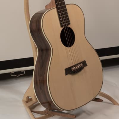 Lefty/ Righty Luthier Portland Guitar OM from Bolivian Rosewood and Adirondack Spruce  with Case image 1