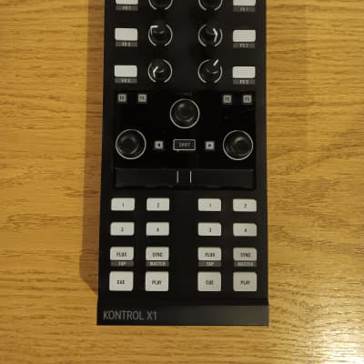 Native Instruments Traktor Kontrol X1 | Reverb