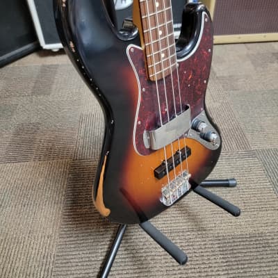 Fender 60th Anniversary Road Worn '60s Jazz Bass 2020 - 3-Tone Sunburst image 5
