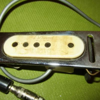 1963 Dearmond Soundhole Pickup White image 1