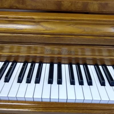 Wurlitzer Upright Piano Classic Ltd (Used) image 2