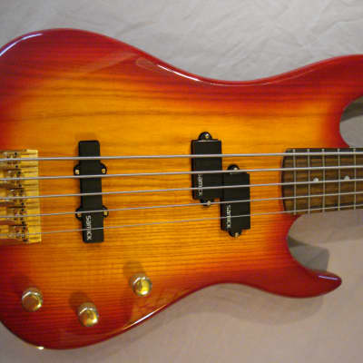 1994 Samick Valley Arts Custom Pro Shop 5-String Bass image 2