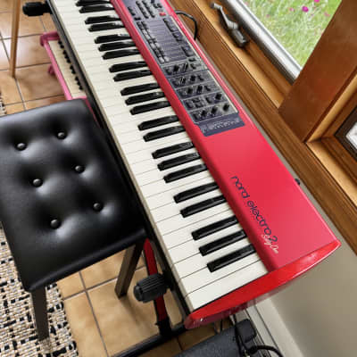 Nord Electro 2 SW61 Semi-Weighted 61-Key Digital Piano 2002 - 2009 - Red