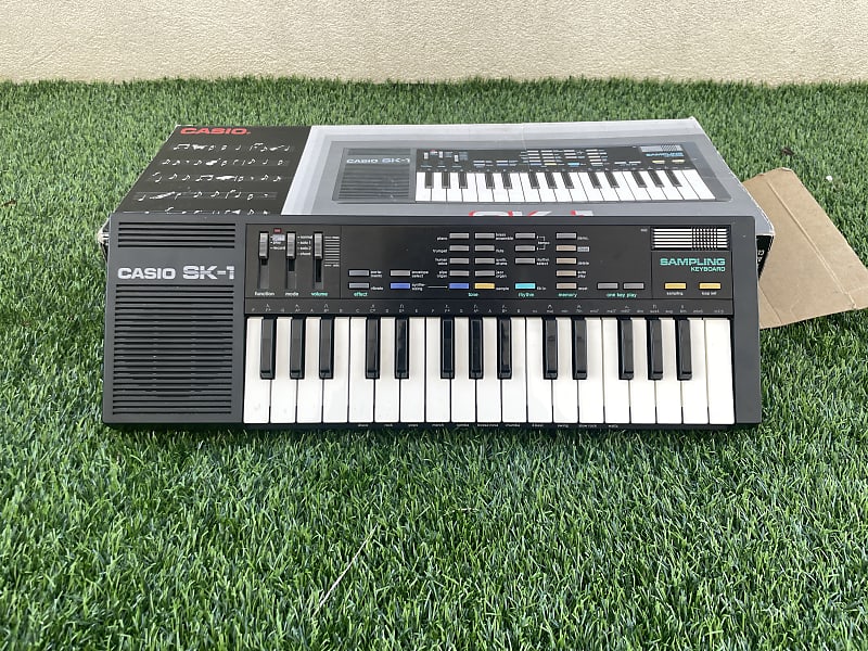 Casio SK-1 32-Key Sampling Keyboard | Reverb UK