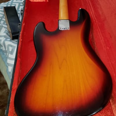 Fender American Vintage '62 Jazz Bass 2012 sunburst image 3