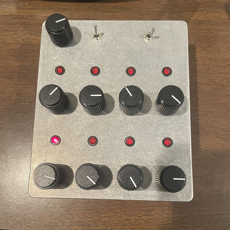 8-Step CV Sequencer | Handmade Electronic Instruments