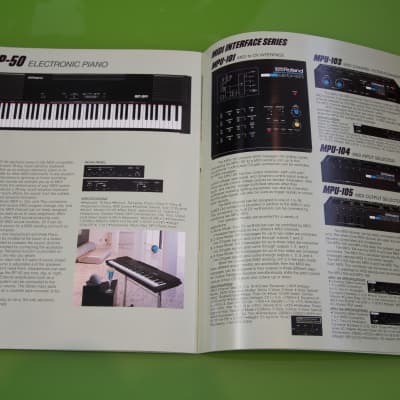 Roland Synthesizer Catalogue 1986  - Keyboards Vol 8 image 5