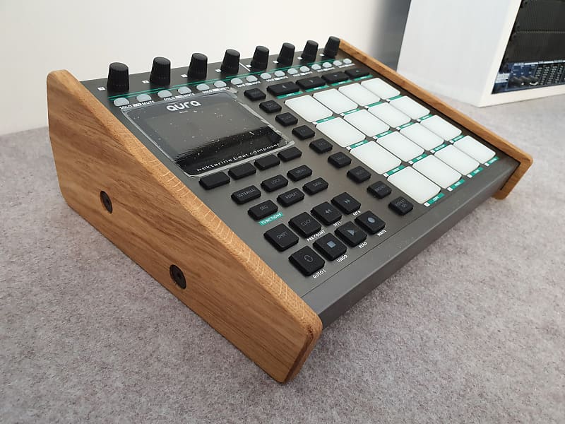 Nektar Aura Solid Oak Wooden Stand from Synths And Wood | Reverb Slovakia