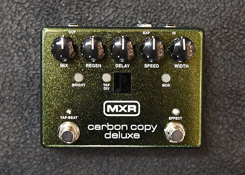 MXR Carbon Copy Deluxe image 1