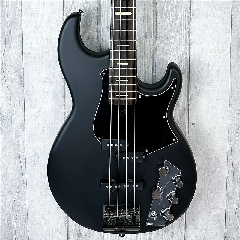 Yamaha BB734A Satin Black Bass, Second-Hand