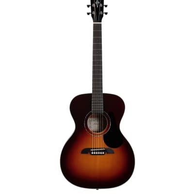 超美品 Art&Lutherie Folk Spruce Burgundy Art & Lutherie Dreadnought Spruce Burgundy Acoustic Guitar | Cream