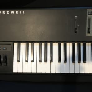 Kurzweil PC2X Keyboard with Soft Case image 2