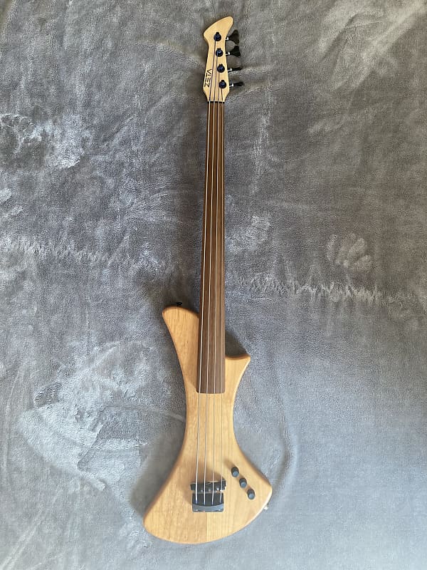 Zeta Crossover Electric Upright Bass w/Synth Access Reverb