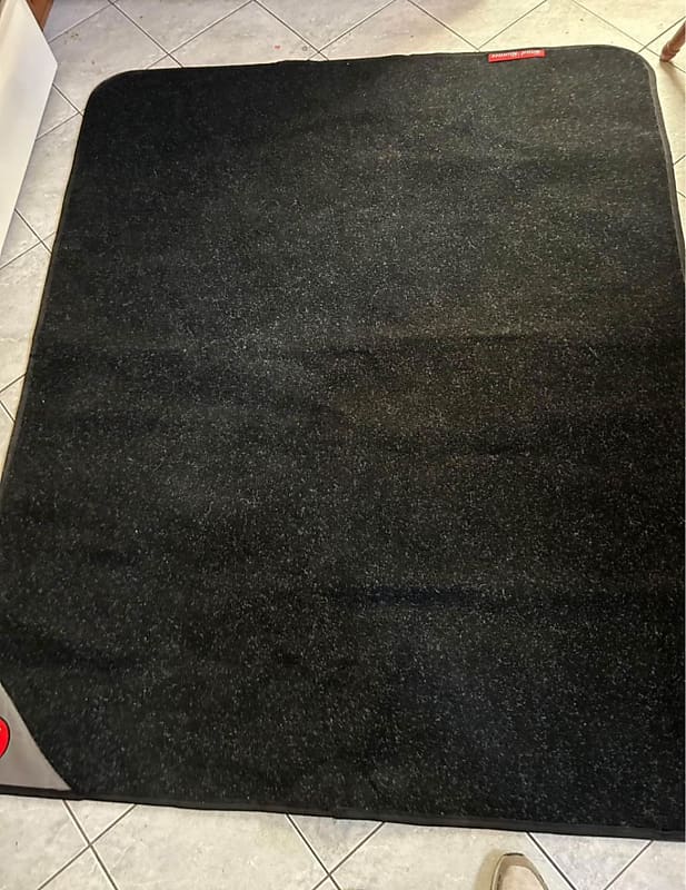 Road Runner Drum rug Black Reverb