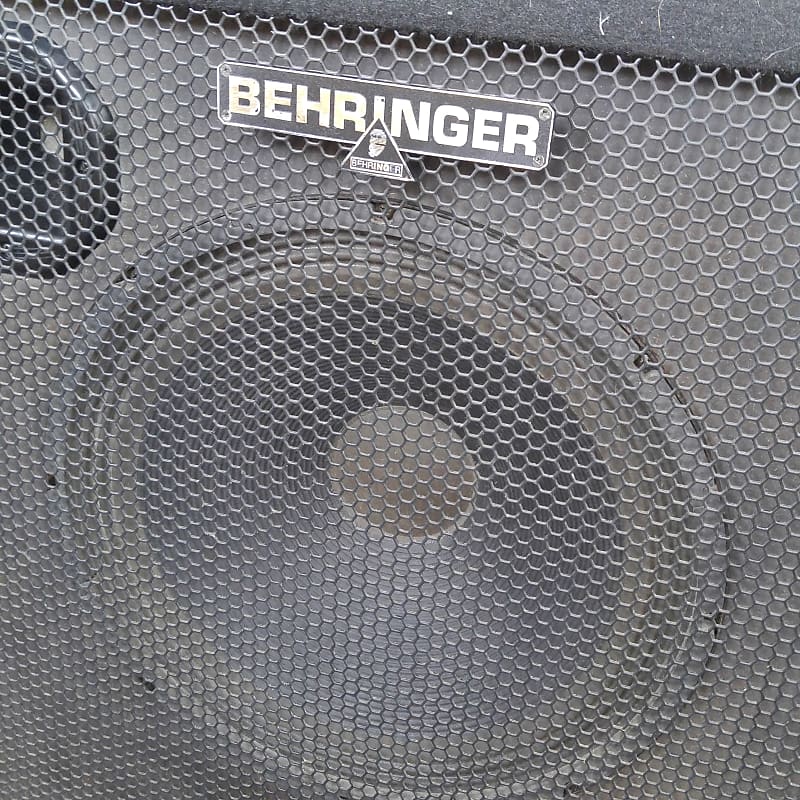 Behringer Ultrabass BA115 600W 1x15 Bass Cabinet