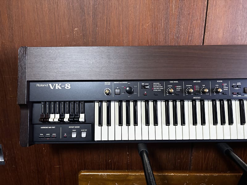 Roland VK-8 Combo Organ Virtual ToneWheel sound w/ gig bag