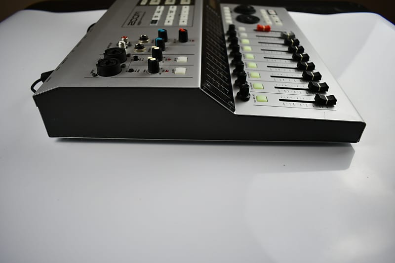 ZOOM HD8 Hard Disk Recording Studio w/Adapter | eBay