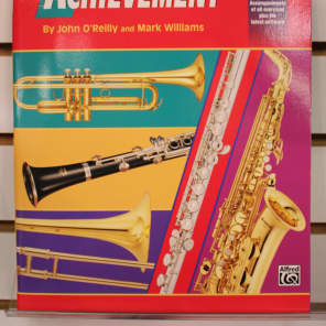 Alfred 00-18264 Accent on Achievement - B-flat Trumpet (Book 2)