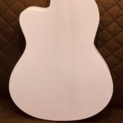 Cort JADECLASSICPPOP Jade Classic Series Venetian Cutaway Mahogany 6-String Acoustic-Electric Guitar image 5