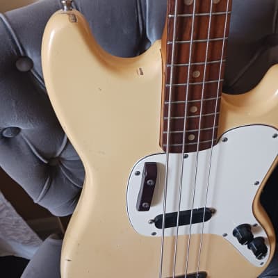 1975 Fender Musicmaster Bass image 5