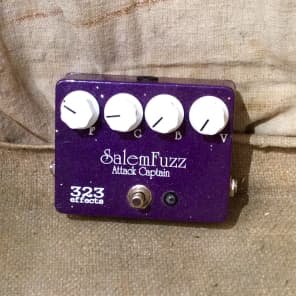323 Effects Salem Fuzz-Attack Captain-USED Circa 2016 image 1