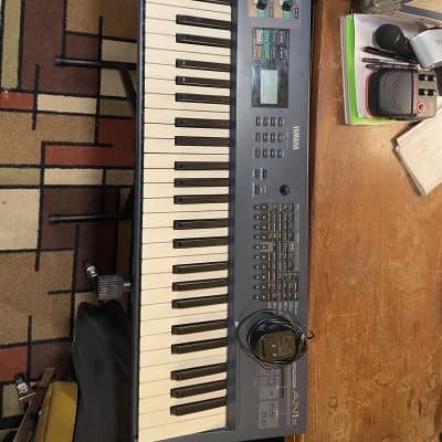 Yamaha AN1x Virtual Analog Synthesizer 1997 - Blue