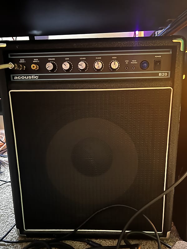 Acoustic B20 Bass Amplifier Reverb
