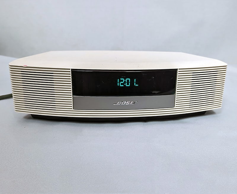 Bose Wave Radio/CD ホワイト Bose® Wave® music system III (Platinum White) at Crutchfield