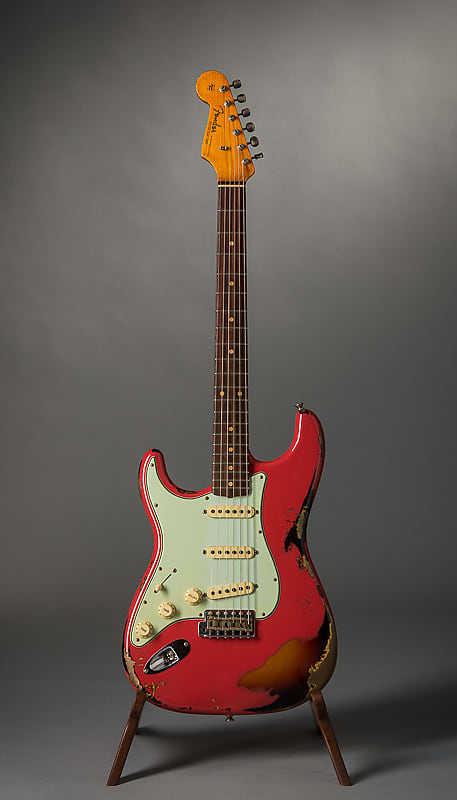 Fender Custom Shop 1963 Stratocaster Left Hand Heavy Relic Fiesta Red