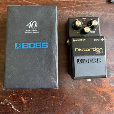BOSS Distortion DS-1（40周年記念モデル） Boss DS-1 40th Anniversary Limited Edition Distortion Pedal