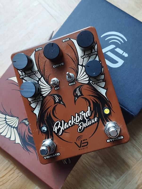 VS Audio Blackbird Deluxe Preamp & Bias Tremolo Reverb