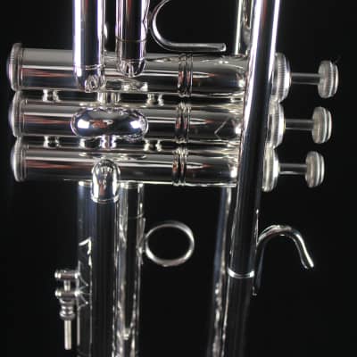 Bach Stradivarius 180S37 Professional Bb Trumpet (Silver Plated) image 4