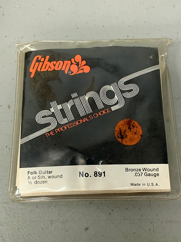 Gibson 891 Acoustic "A" Strings Case Candy 1960's Vintage USA image 1