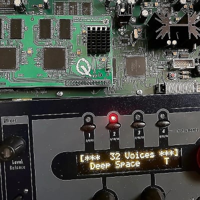 Waldorf Q 32 voice expansion board