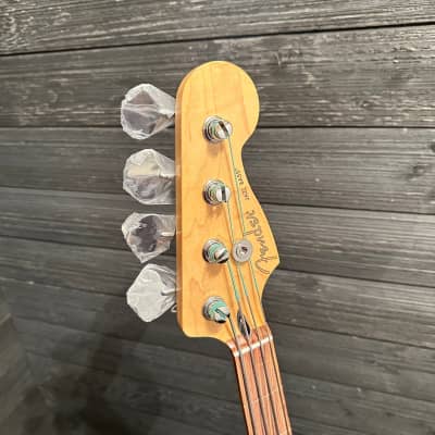 Fender Player Jazz Bass Fretless 4 String White Electric Bass Guitar image 9
