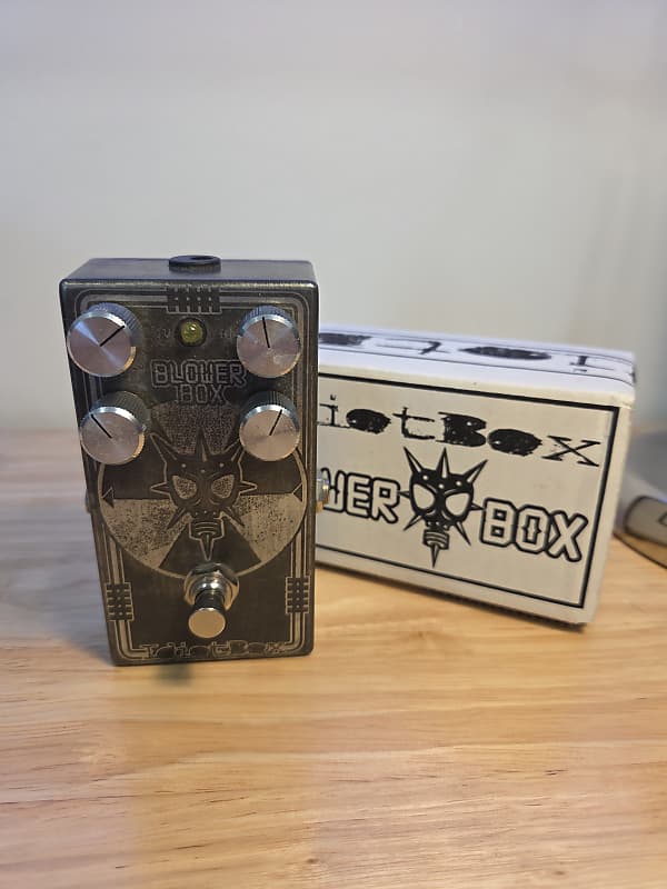 IdiotBox Effects Blower Box