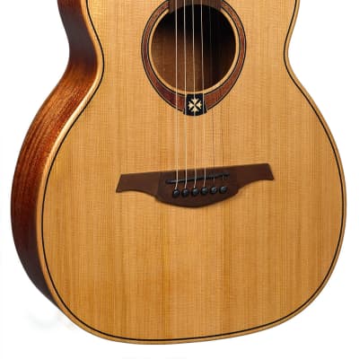 LAG TRAVEL-RC Travel Series Solid Red Cedar Top Khaya Neck Acoustic w/ Case 43 mm Nut Width B-Stock image 2