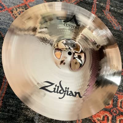 (MINT) Zildjian A Custom 16" Crash Cymbal image 2
