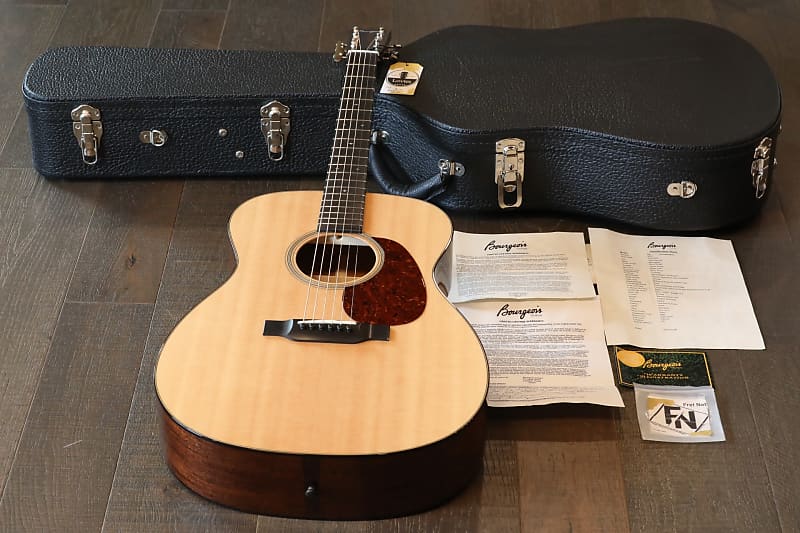 MINTY! 2022 Bourgeois Country Boy Natural Acoustic Grand Auditorium Guitar + OHSC & Papers image 1
