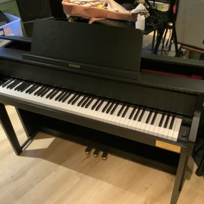 Casio GP-310 Celviano Grand Hybrid 88-Key Digital Piano Black